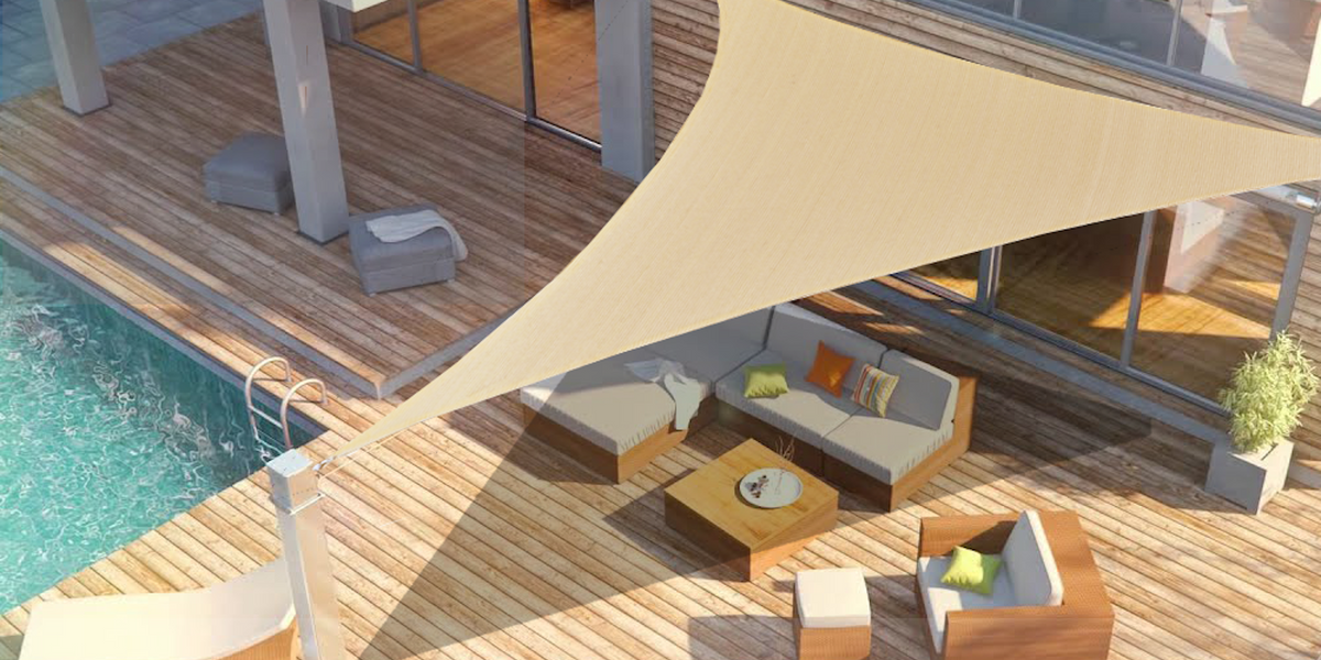 Triangle sun deals sail shade